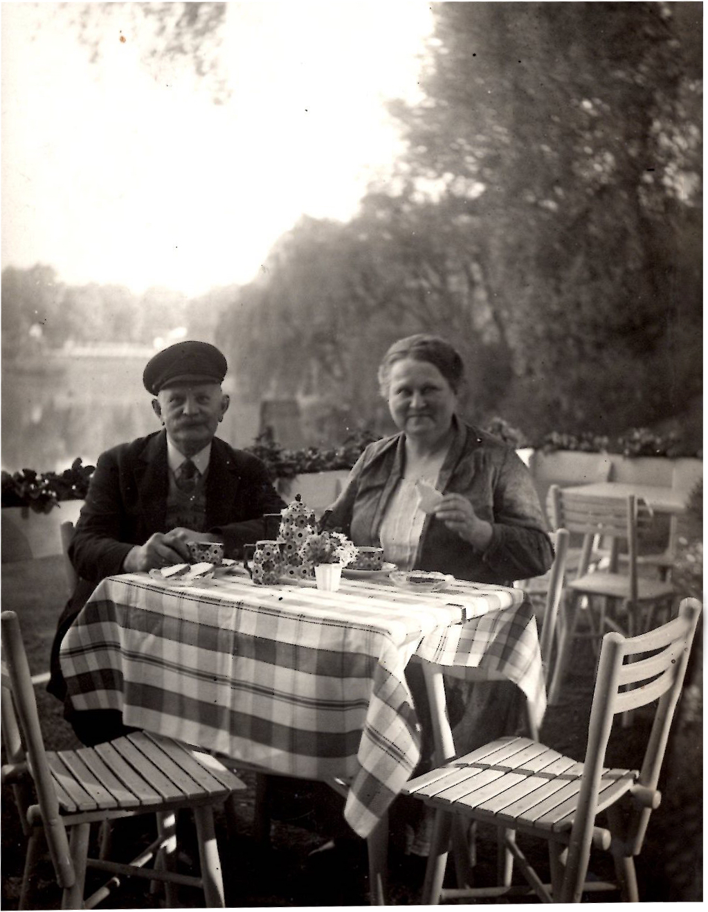 Weissensee - 1930 Die Pächter und das Cafe